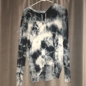 Oversize Comfy Tie-Dye Hoodie
